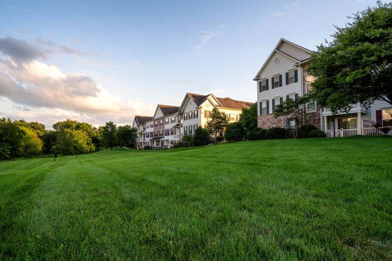 Heritage Greene - Photo 3 of 19