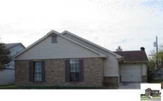 featured image of 2404 Fieldstone Dr