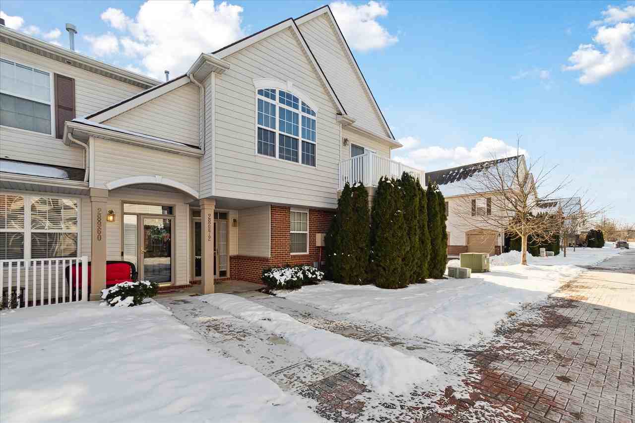 28972 Whitby Dr #28972 - Photo 2 of 15