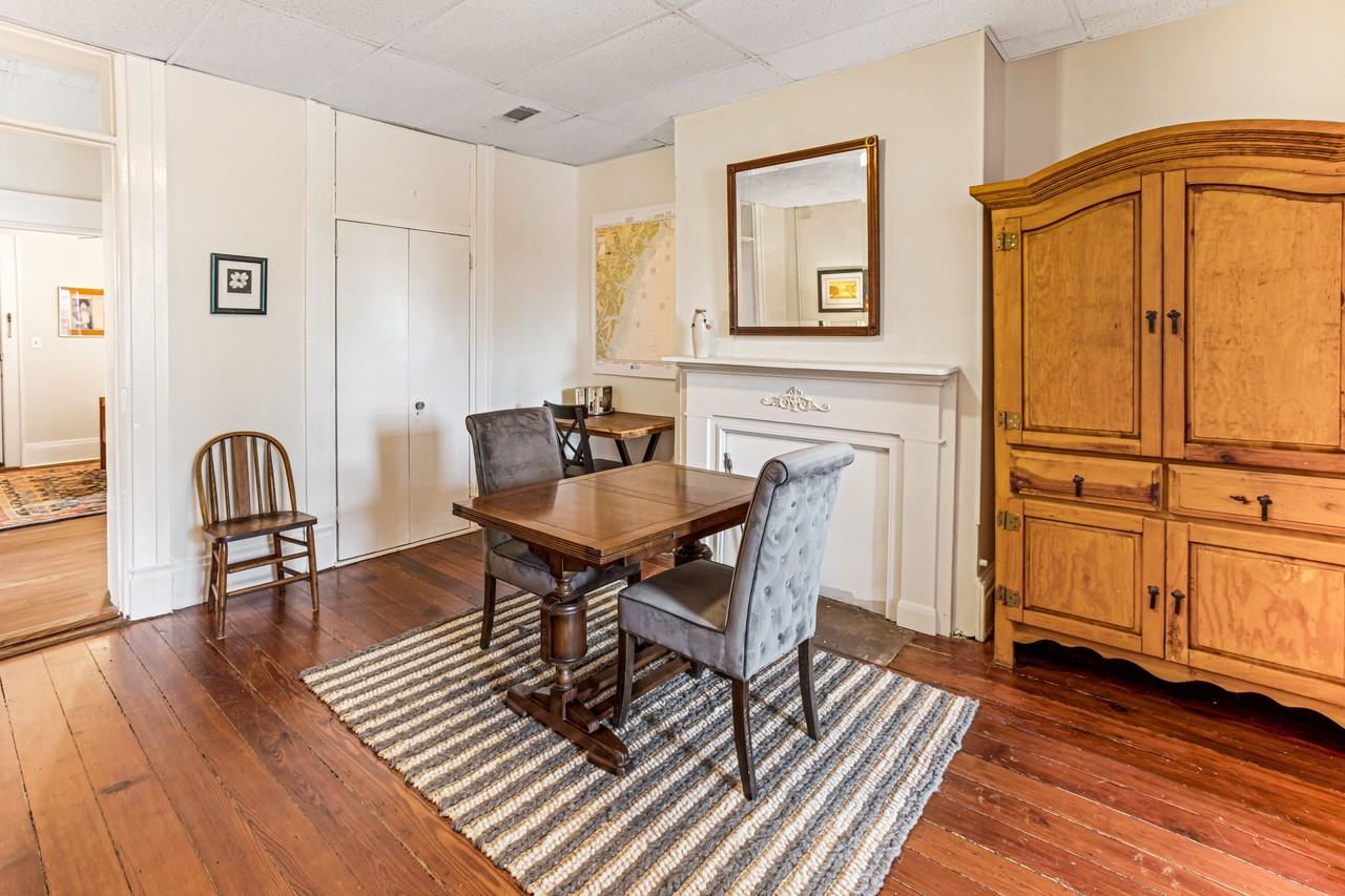 239 Abercorn St #2 - Photo 6 of 20