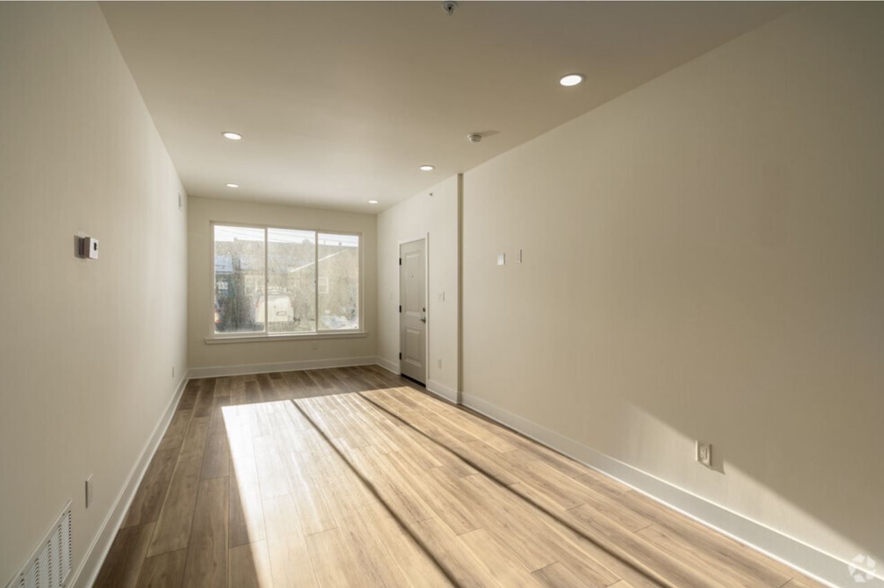 2500 E Tioga St #A9 - Photo 4 of 15
