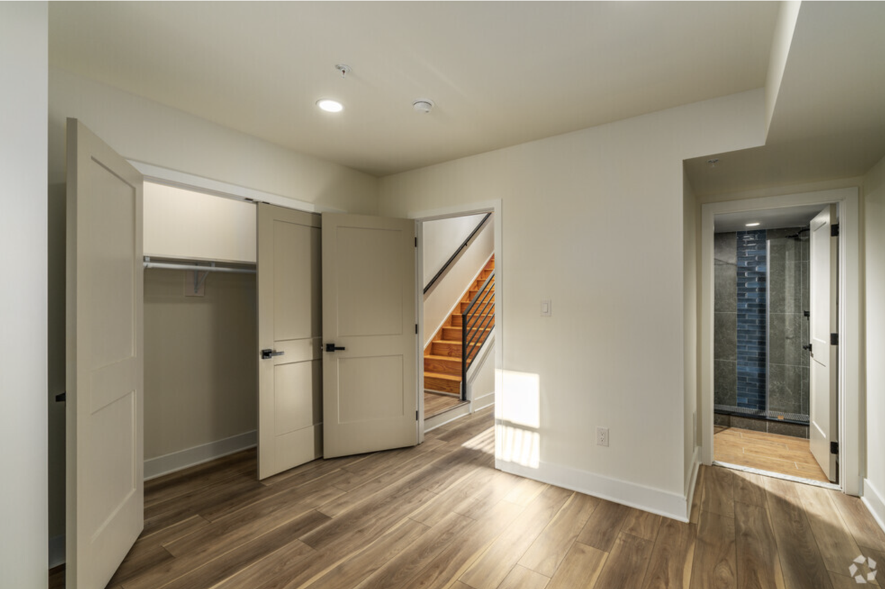 2500 E Tioga St #A9 - Photo 7 of 15