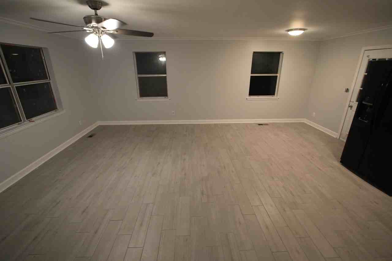 704 Woodland Dr S #NA - Photo 4 of 11