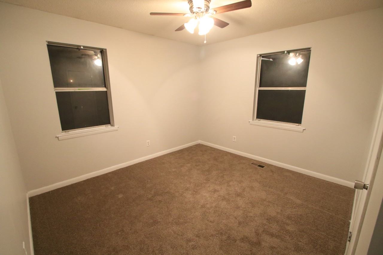 704 Woodland Dr S #NA - Photo 6 of 11