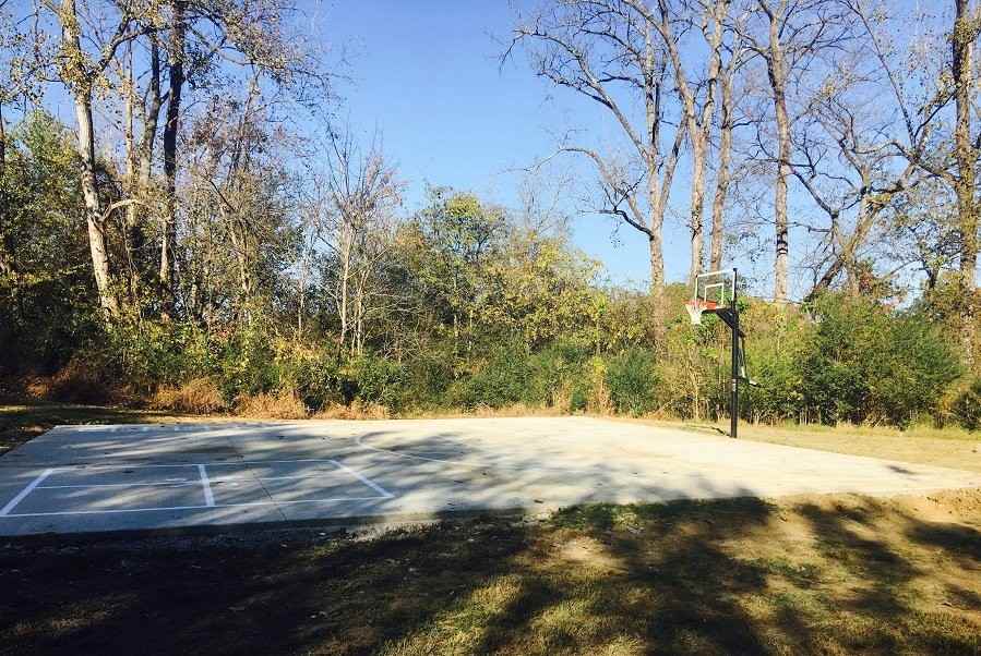 River Retreat Apartments - Photo 6 of 16