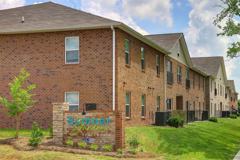 Sumner Gardens Court Apartments - Photo 1 of 1