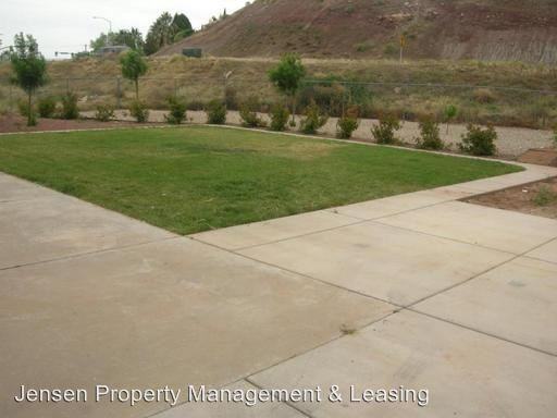 1727 W Green Valley Ln - Photo 3 of 13