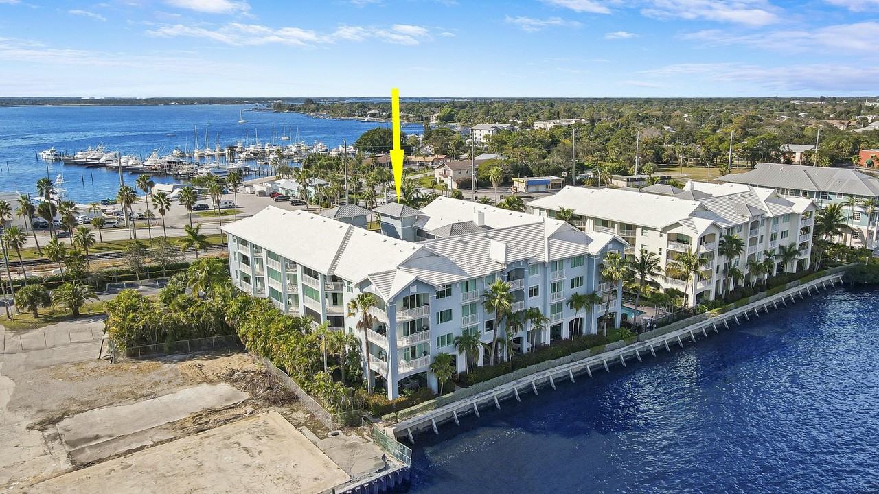 215 Nw Flagler Ave #301 - Photo 5 of 34