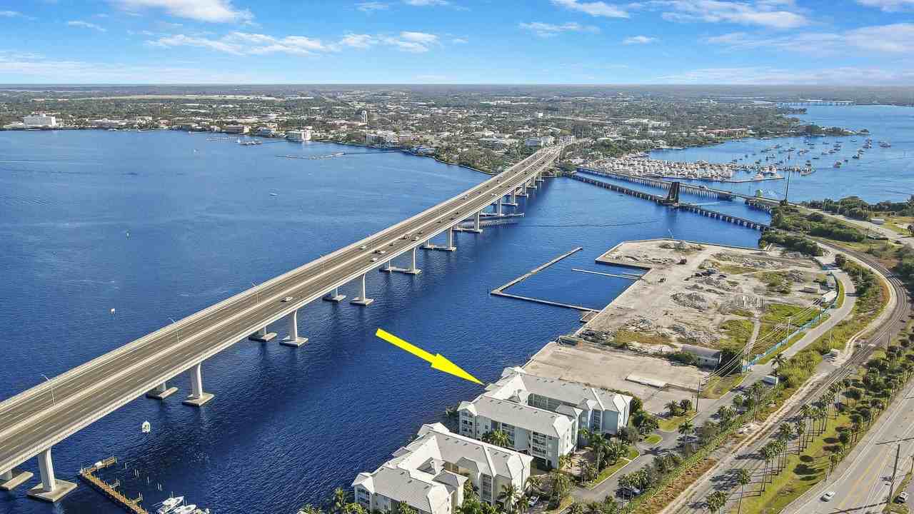 215 Nw Flagler Ave #301 - Photo 7 of 34