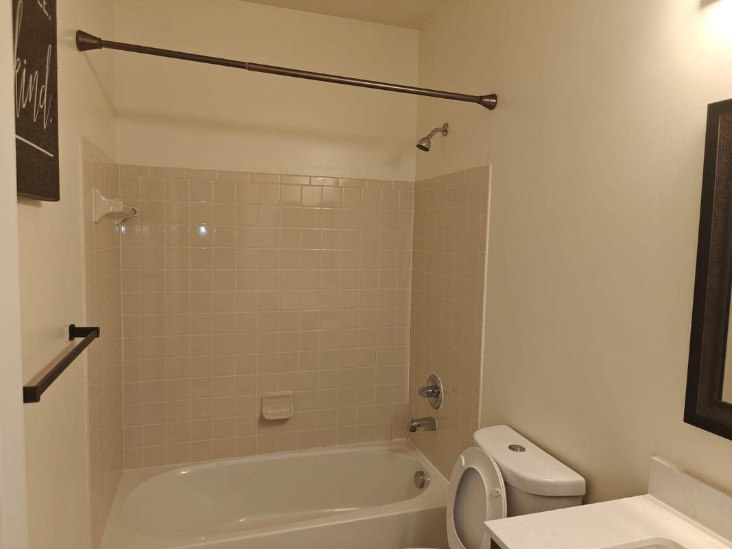 3395 Oakham Mount Dr - Photo 2 of 25