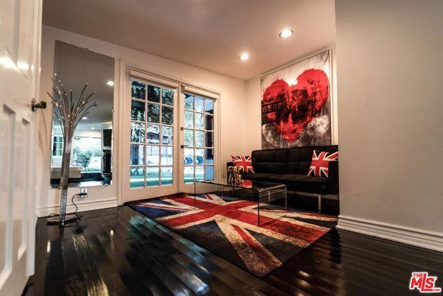 7475 Mulholland Dr - Photo 2 of 8