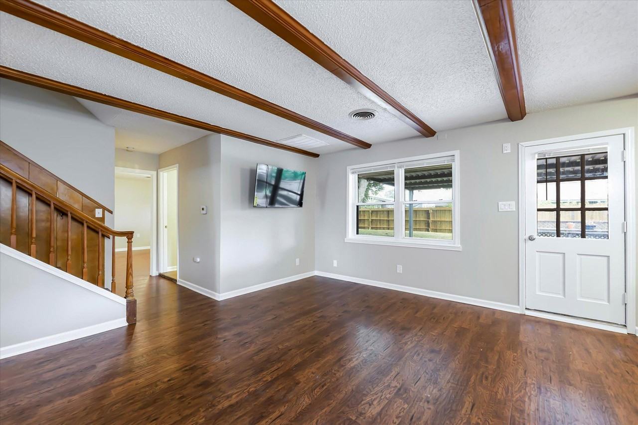 Springtime Lane - Photo 2 of 17