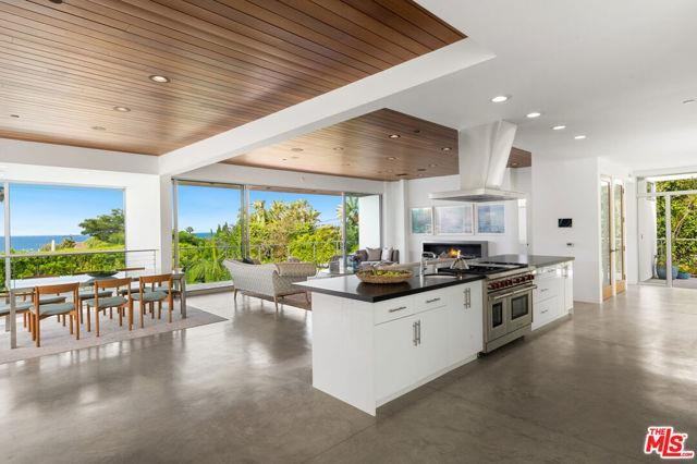 30478 Morning View Dr - Photo 3 of 8