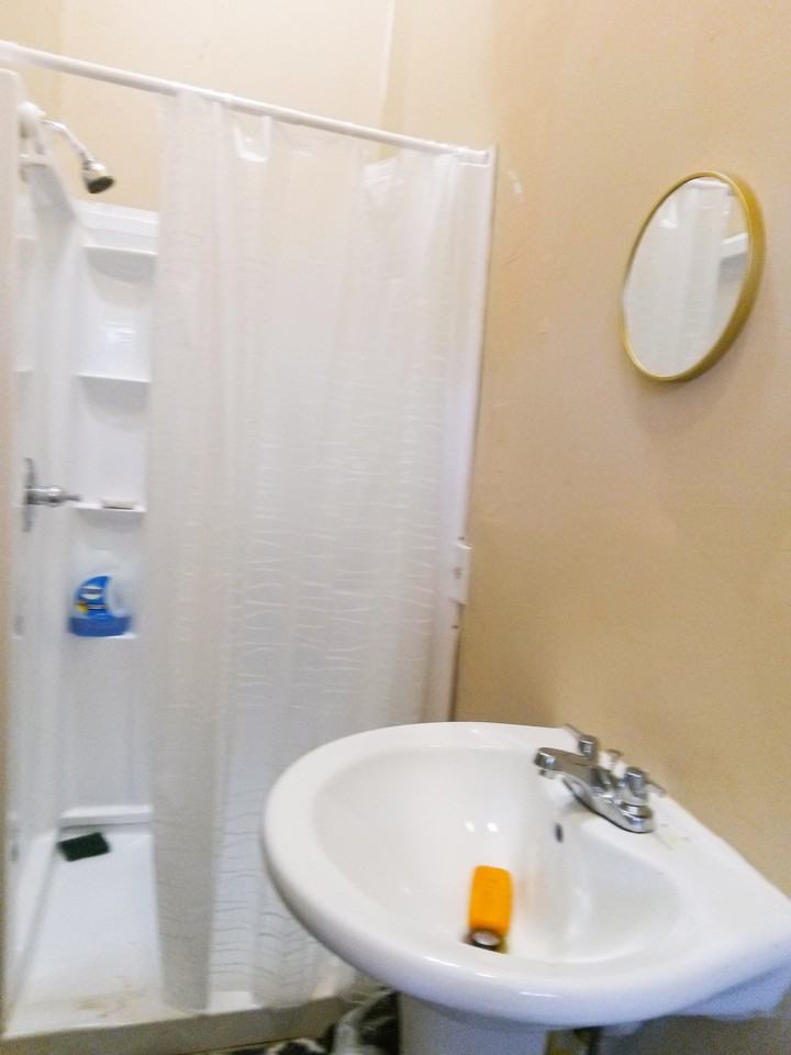 Shadydale Ave Se - Photo 5 of 20