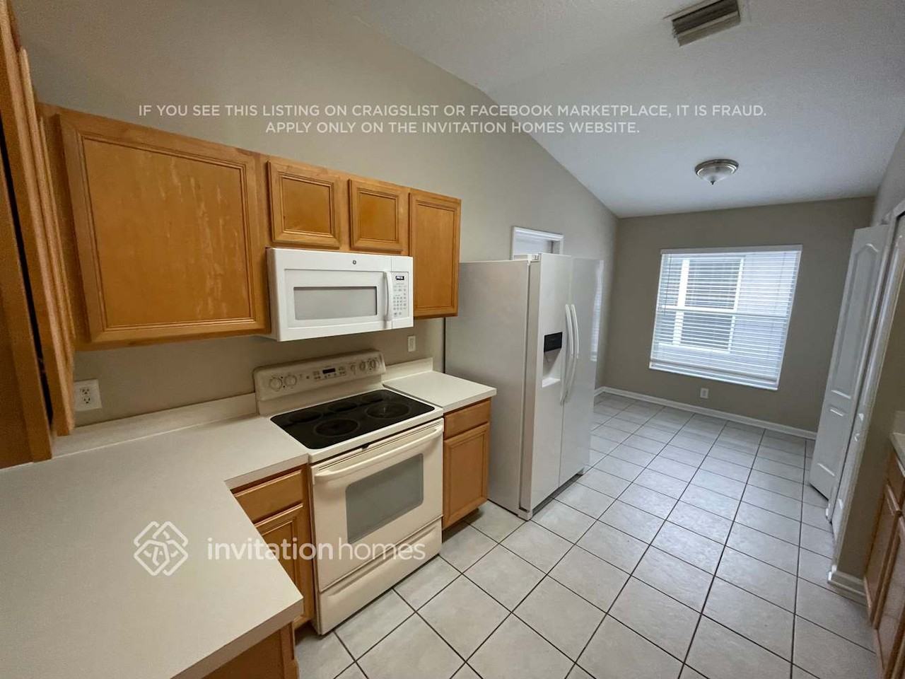 25313 Flying Ebony Ln - Photo 3 of 16