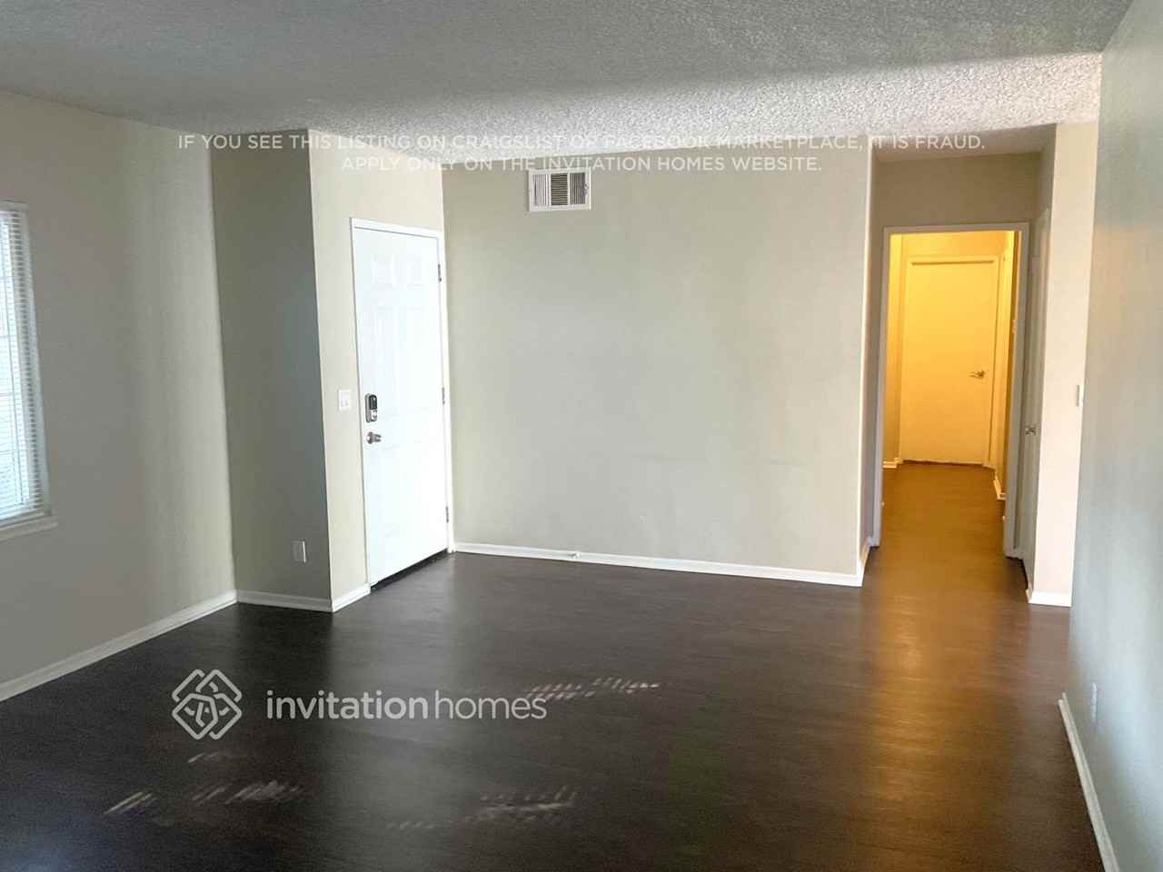 11644 Kismet Ave - Photo 2 of 15