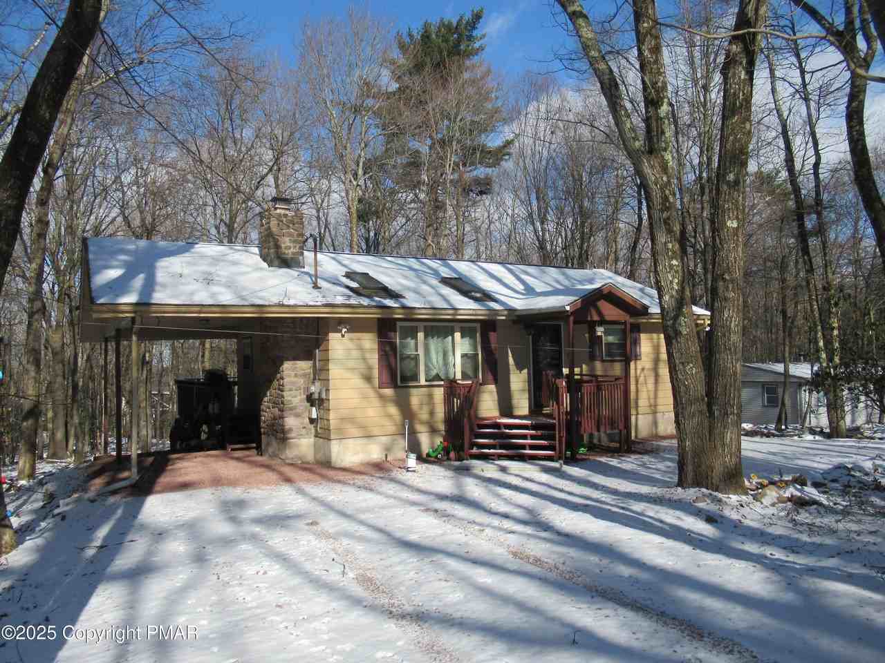 22 Estates Dr - Photo 2 of 32