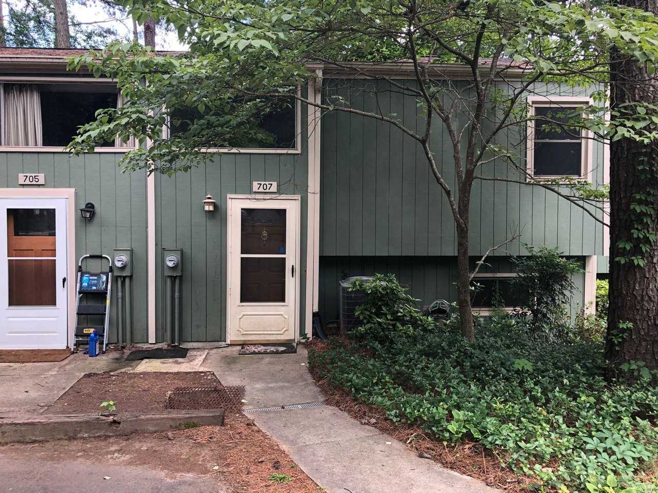 707 Godwin Ct - Photo 2 of 24