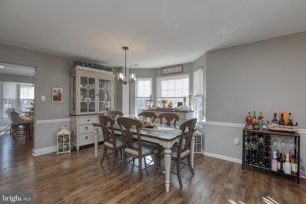 84 Mulberry Dr - Photo 3 of 34