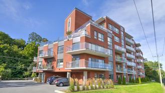9801 Rue Ceres - Douek.ca - Photo 1 of 1