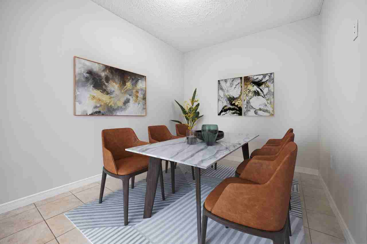 875 Wonderland Road South - Photo 6 of 15