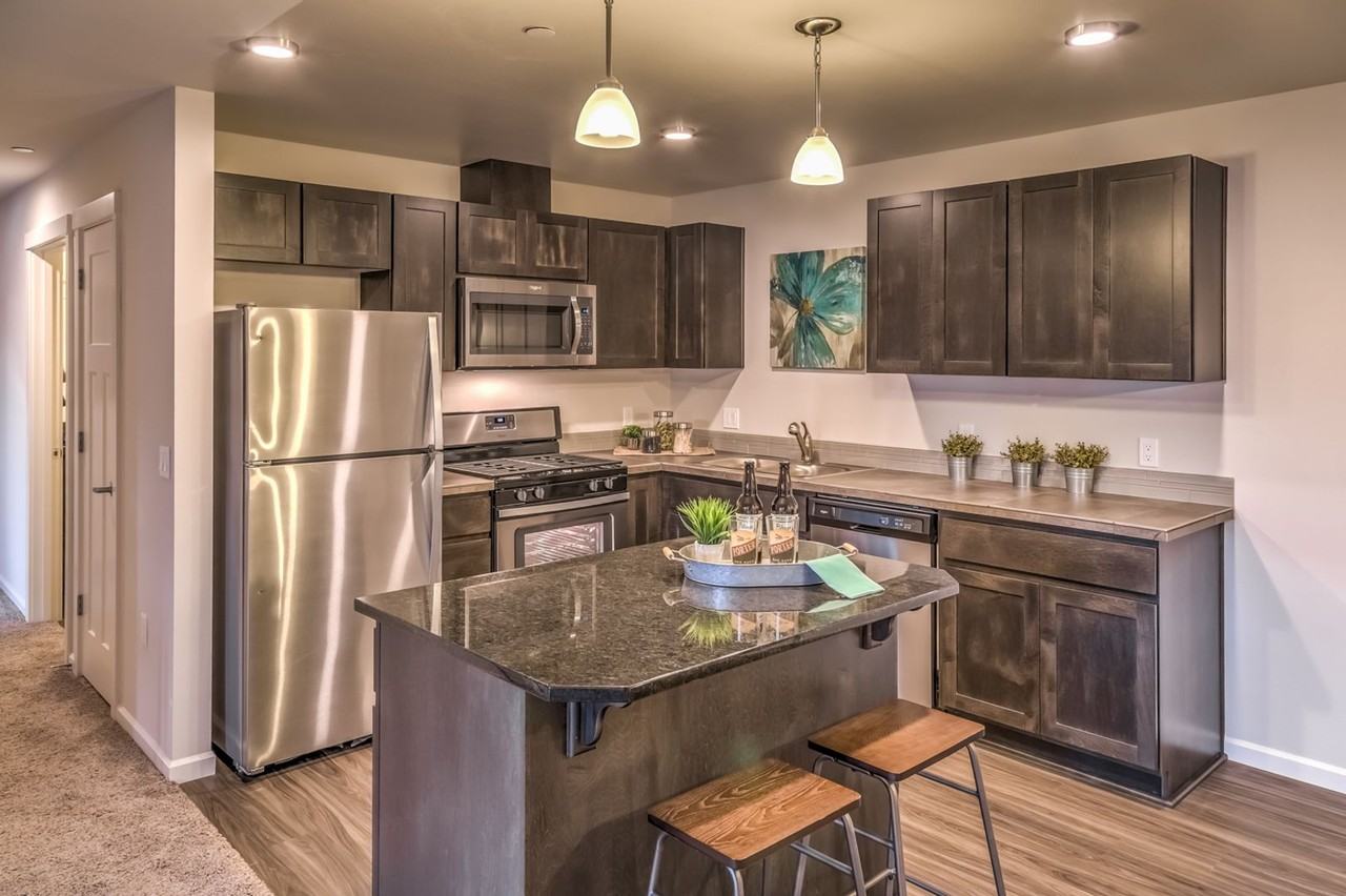 Escena Apartments - Photo 7 of 26