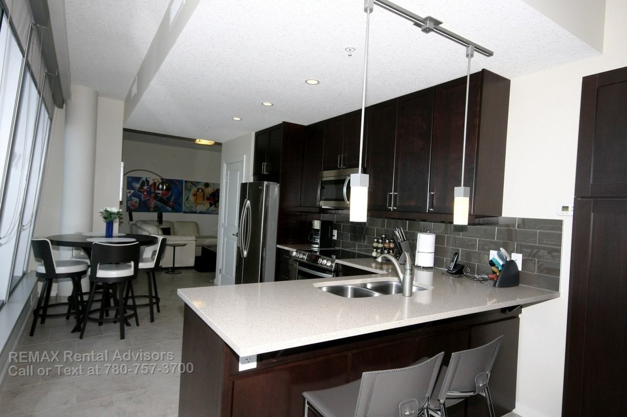 211 13 Ave Se - Photo 3 of 27