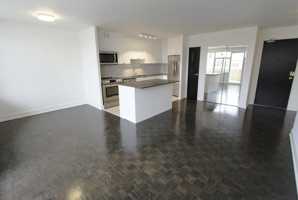 featured image of 100 Gloucester St