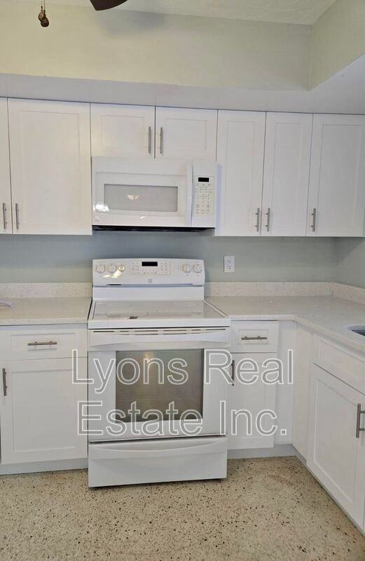 174 Gulfview Rd - Photo 7 of 27