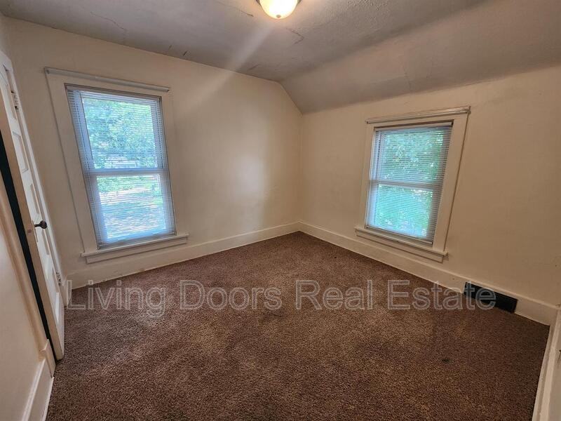 836 N 29th St #836N29 - Photo 6 of 25