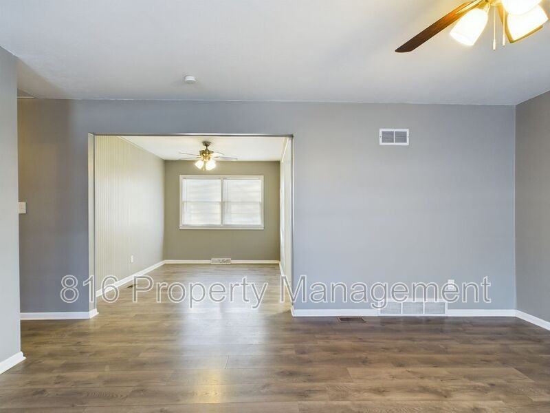 5012 S Grand Ave - Photo 2 of 19
