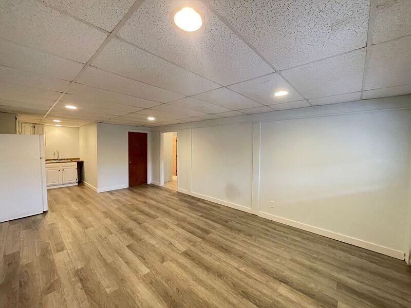 59 Old Hillsboro Rd #4 - Photo 3 of 11