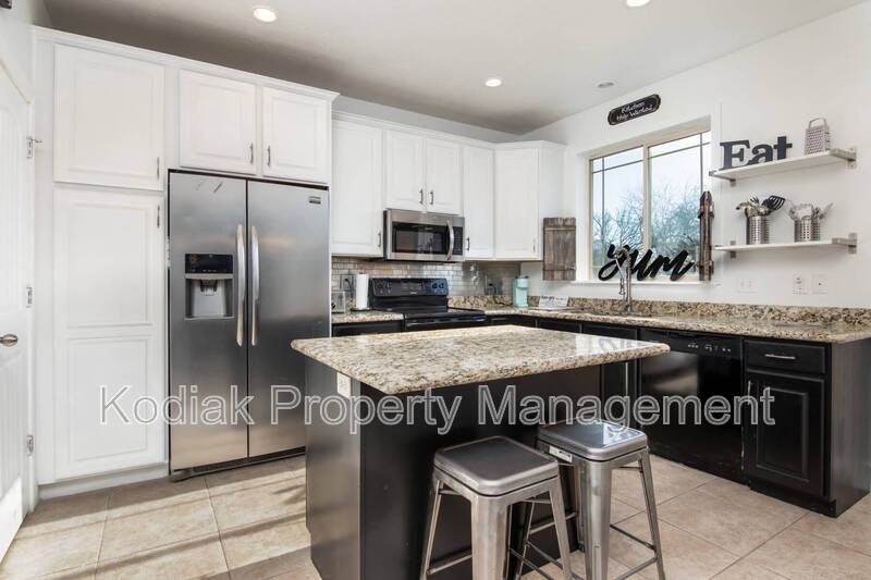 2603 W Alice Springs Rd - Photo 7 of 21