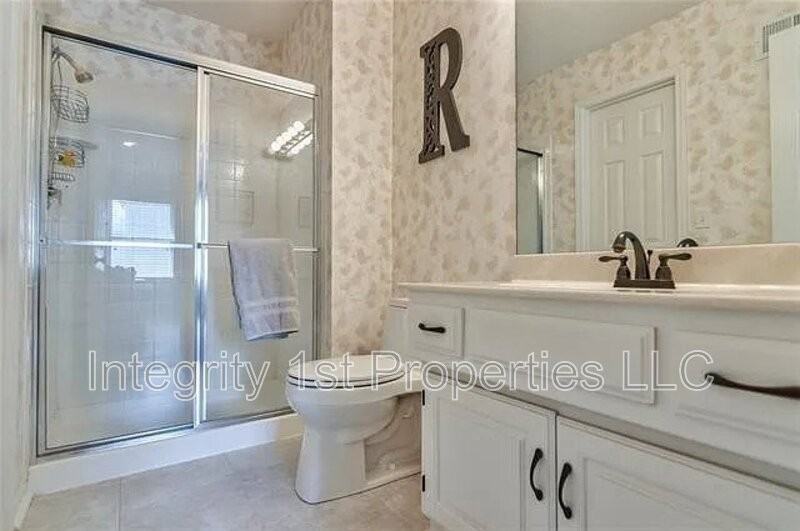 8338 Mullen Rd - Photo 6 of 21