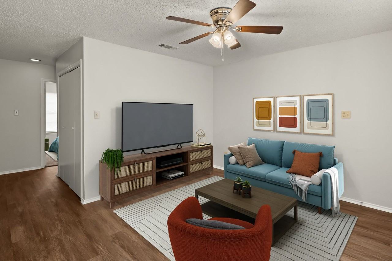 104 Mosscliff Cir #10 - Photo 4 of 15