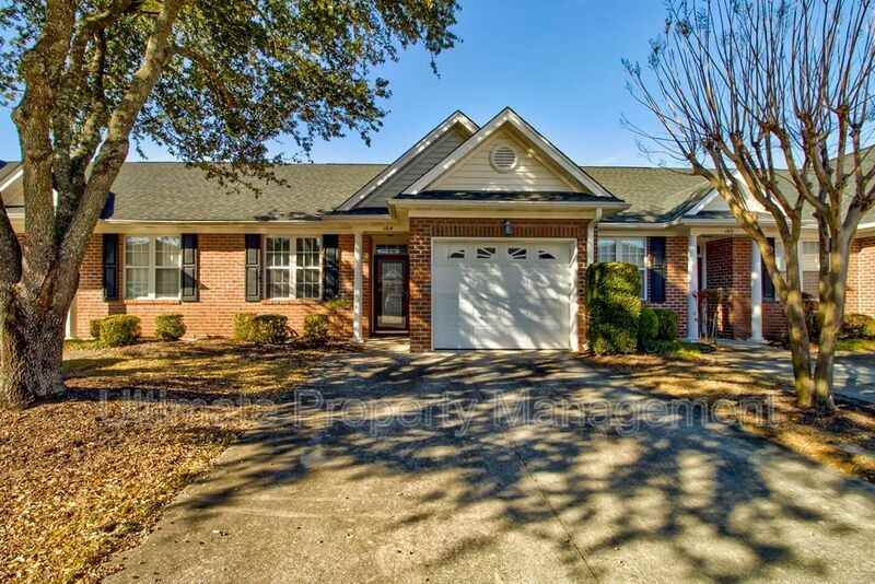 5006 Carleton Dr #104