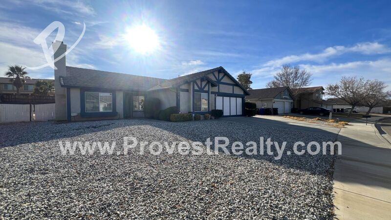 12785 Cardinal Rd - Photo 2 of 30