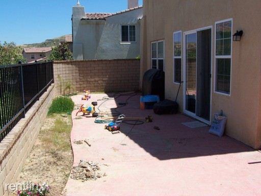 2887 Echo Springs Dr - Photo 3 of 20