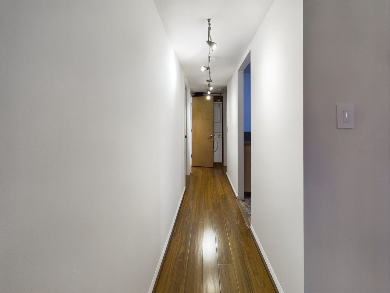 130 Spruce St - Photo 5 of 27