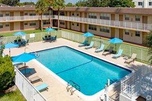 featured image of 1908 Nw 4th Ave