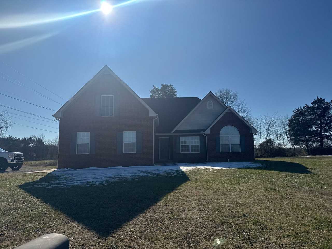 2612 Cliffside Dr - Photo 2 of 17
