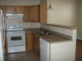 featured image of 103 E Quincy St