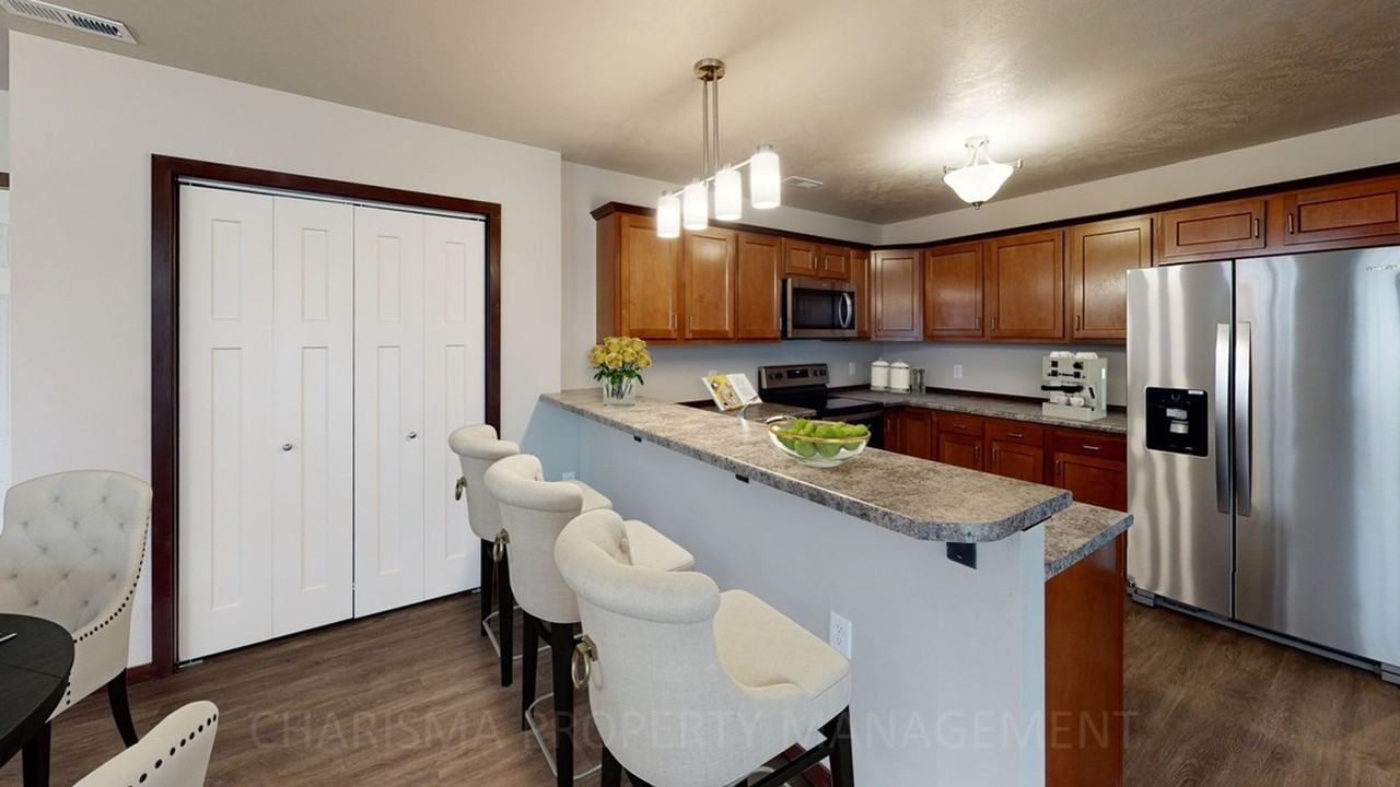 Michael S Verley Rentals - Photo 4 of 15