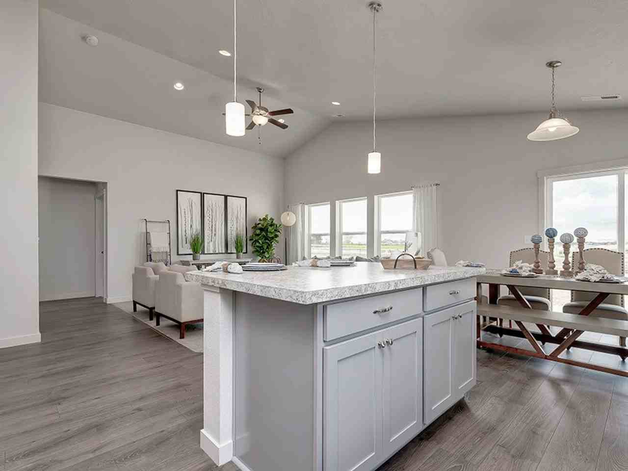7589 E Declaration Dr - Photo 7 of 12
