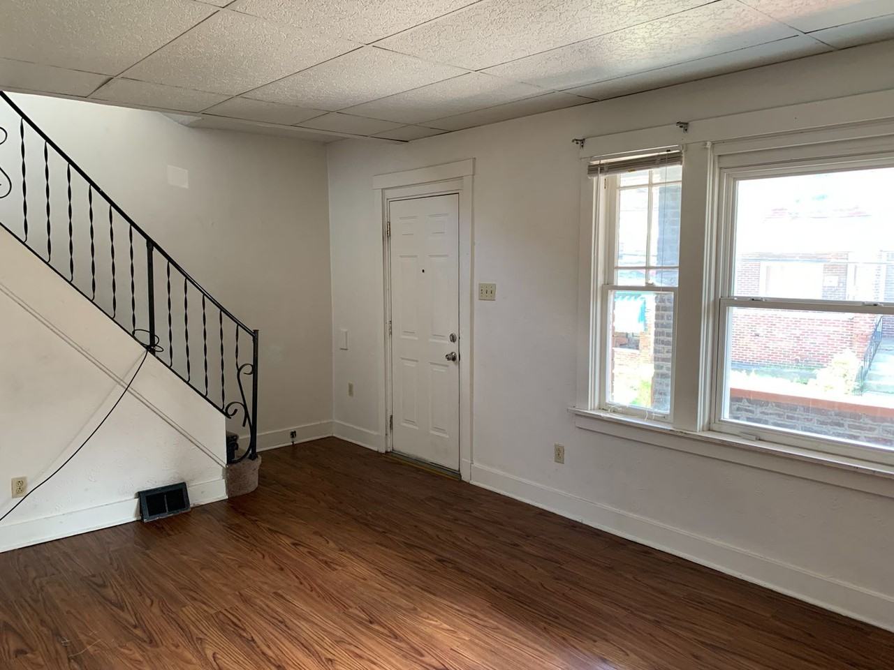 3331 Niagara St - Photo 2 of 15