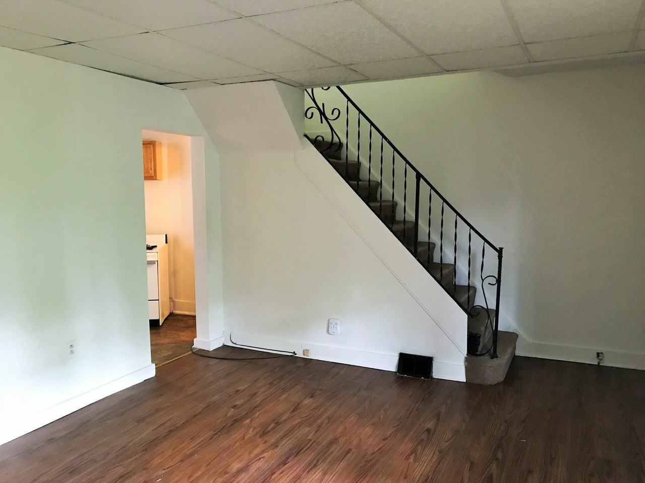 3331 Niagara St - Photo 3 of 15