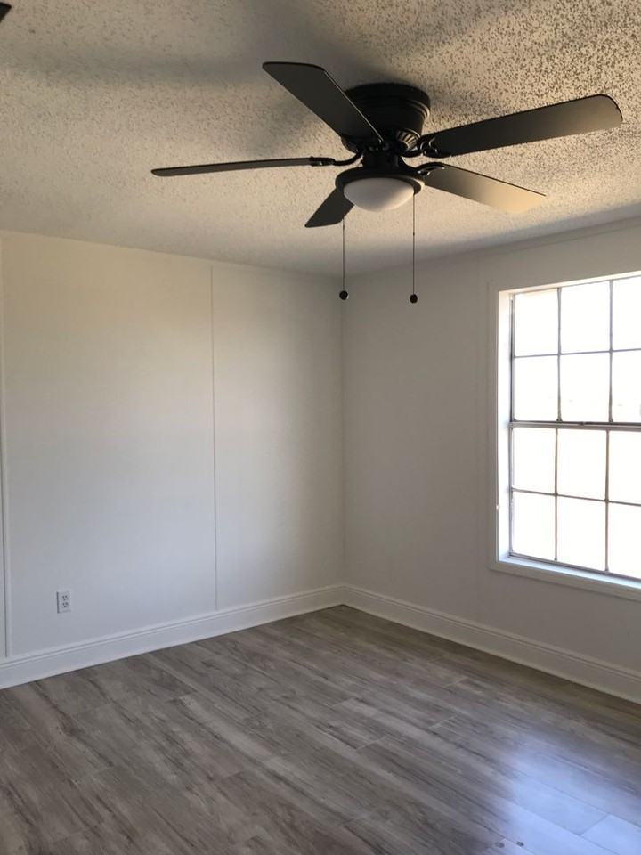 8197 Highway 71 S #6 - Photo 4 of 5