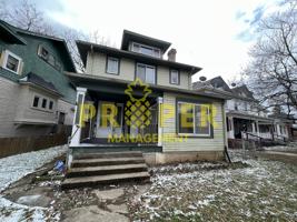 featured image of 942 Harvard Blvd