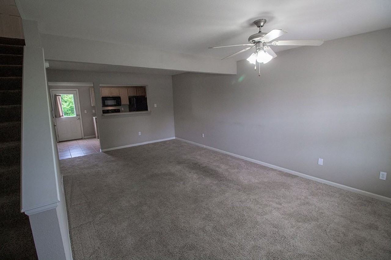 4020 Snowy Owl Dr - Photo 3 of 39