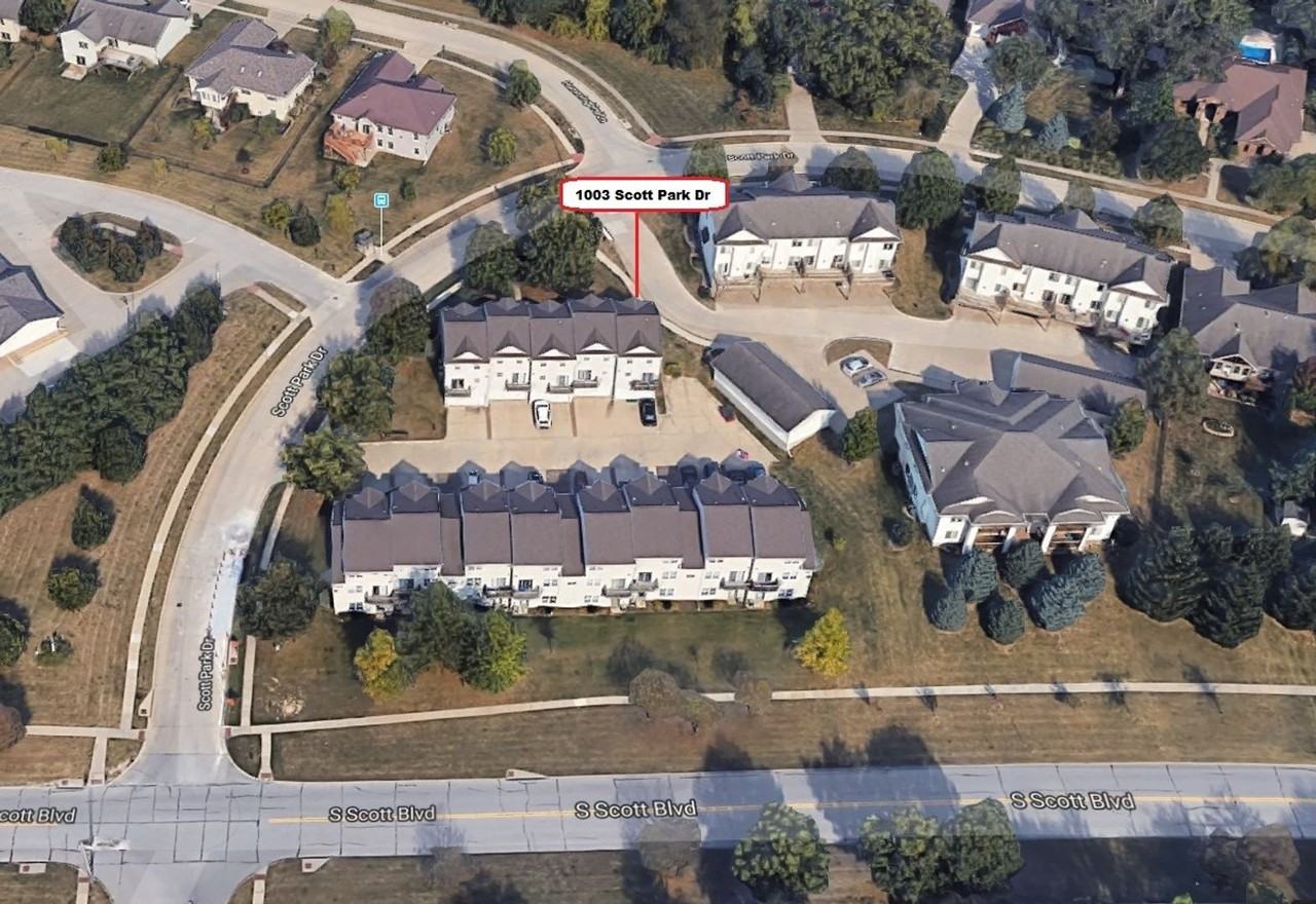 1003 Scott Park Dr - Photo 2 of 23